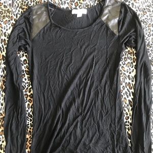 black long sleeve shirt